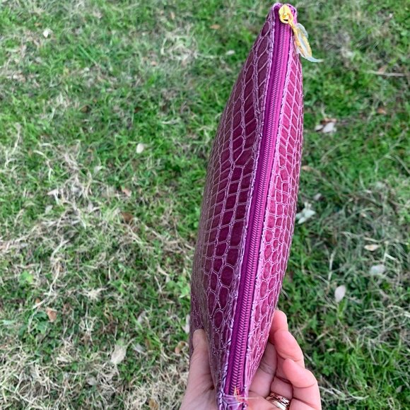 Estee Lauder Makeup Bag Wristlet - Picture 4 of 7